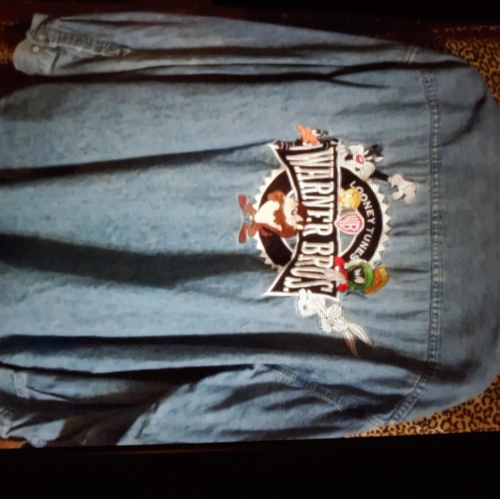 Blu jean Loonie Tunes long sleeve shirt,